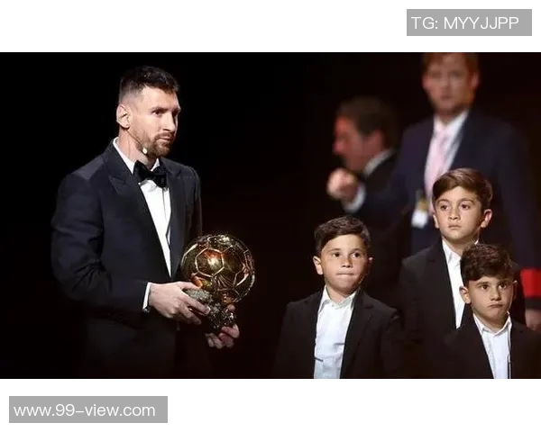 足球明星身材对比谁更具魅力与实力引发球迷热议