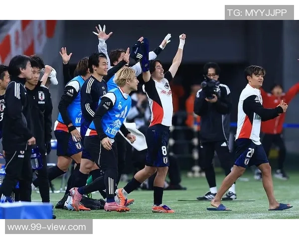 日本足球明星欢聚一堂精彩瞬间回顾与分享